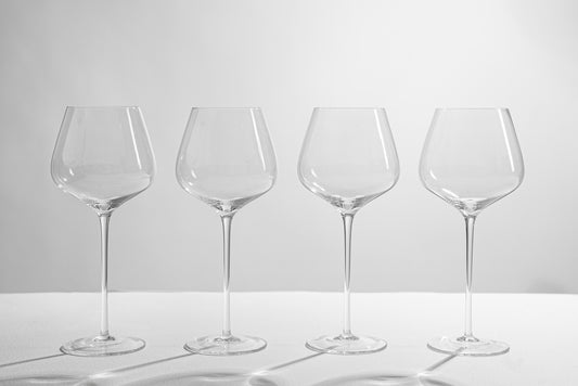 Red and white wine glasses | MNY Glassware